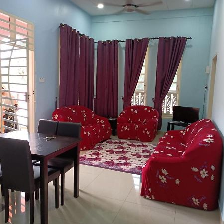 Bj Villa Homestay Kuala Terengganu Exterior foto