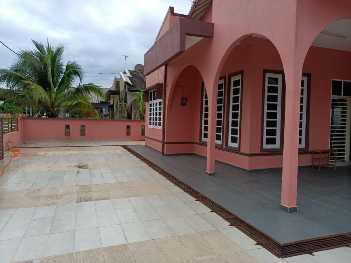 Bj Villa Homestay Kuala Terengganu Exterior foto